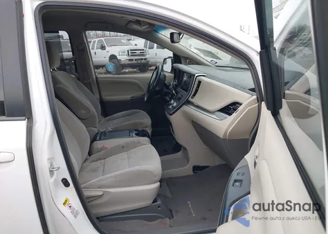 2015 Toyota Sienna Le 8 Passenger from USA, damaged, VIN 5TDKK3DC1FS543663